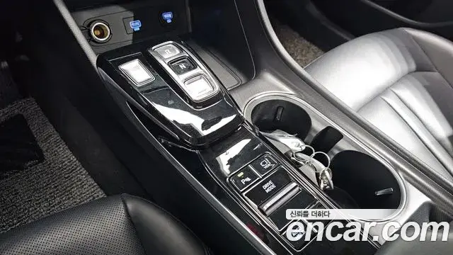 Hyundai Sonata 2021 — Фото 9/20