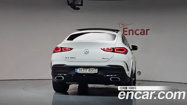 Mercedes-Benz GLE-Class 2022 — Фото 4/20