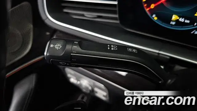 Mercedes-Benz GLE-Class 2022 — ფოტო 29/38