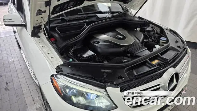 Mercedes-Benz GLE-Class 2018 — ფოტო 4/20