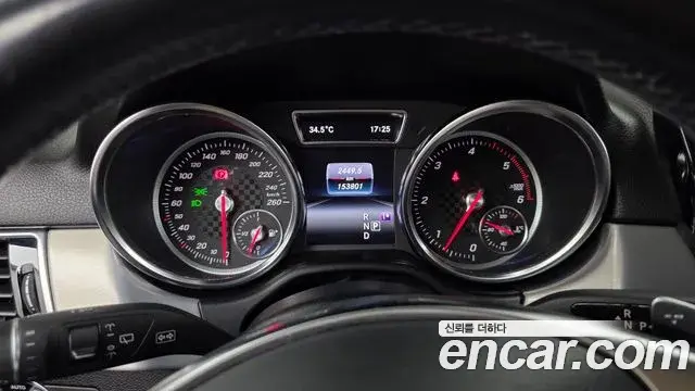 Mercedes-Benz GLE-Class 2018 — ფოტო 2/20