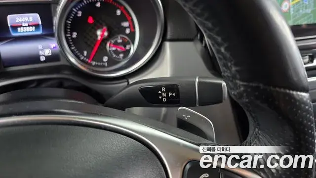 Mercedes-Benz GLE-Class 2018 — ფოტო 13/20
