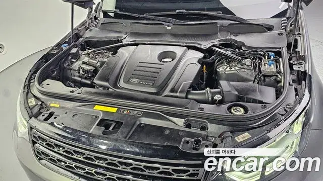 Land Rover Discovery 5 2018 — ფოტო 6/20