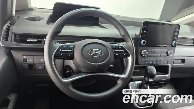 Hyundai Staria 2021 — Фото 13/20