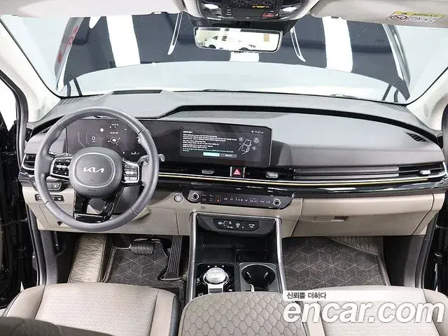 Kia Carnival 2024 — ფოტო 1/20
