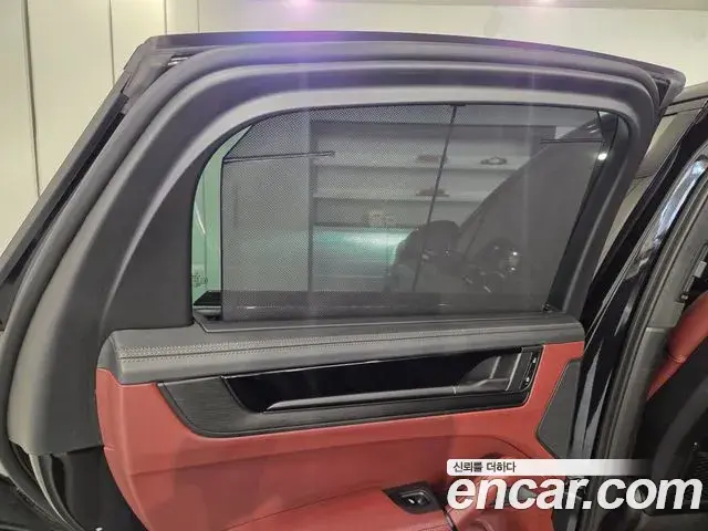 Porsche Cayenne 2025 — ფოტო 4/20