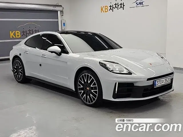 Porsche Panamera 2025 — Photo 7/9
