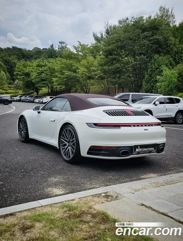 Porsche 911 2024 — ფოტო 2/20