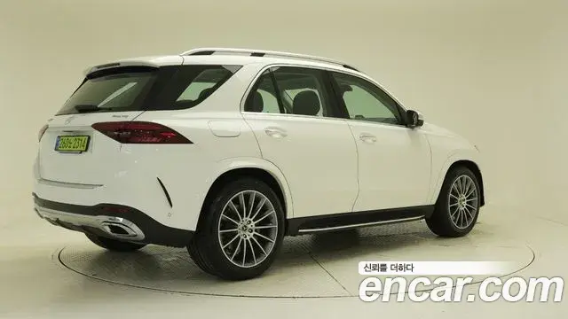 Mercedes-Benz GLE-Class 2025 — Фото 1/19