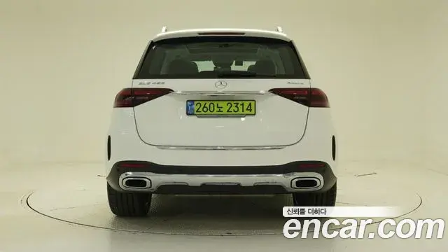 Mercedes-Benz GLE-Class 2025 — Фото 3/19