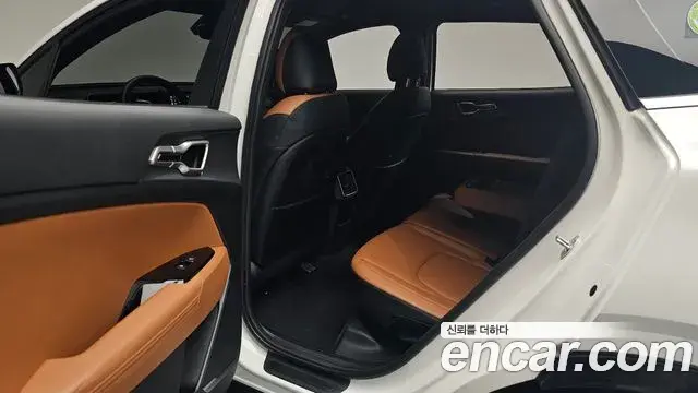 Kia Sportage 2022 — Şəkil 26/34