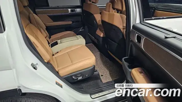 Hyundai Santa Fe 2024 — ფოტო 16/34