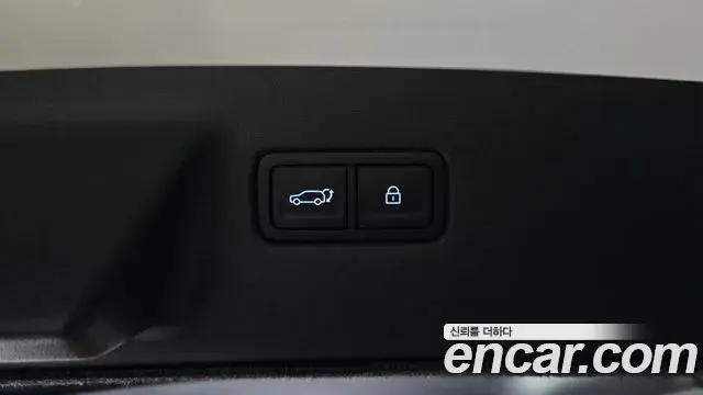 Hyundai Santa Fe 2024 — ფოტო 20/34