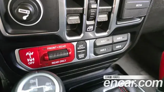 Jeep Gladiator 2021 — Photo 3/32