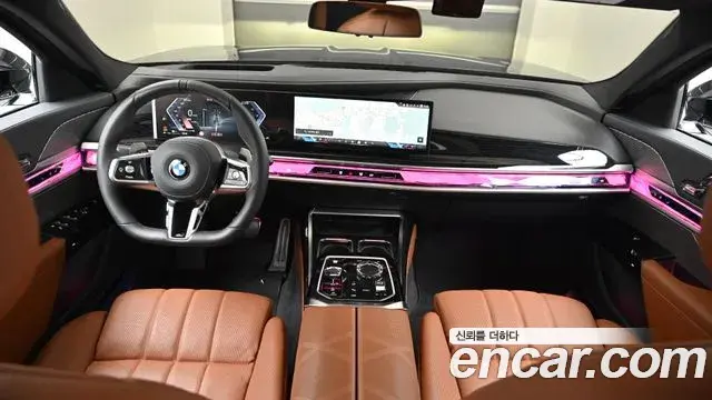 BMW 7 Series 2025 — Фото 10/20