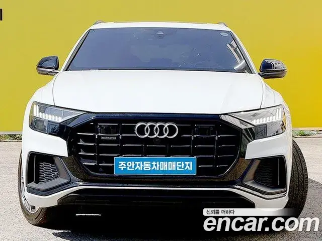 Audi Q8 2021 — ფოტო 16/20