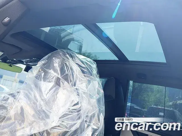 Audi Q8 2021 — ფოტო 15/20