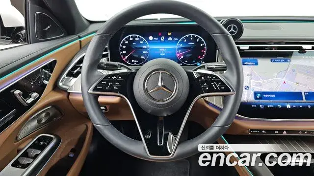 Mercedes-Benz E-Class 2024 — ფოტო 5/33