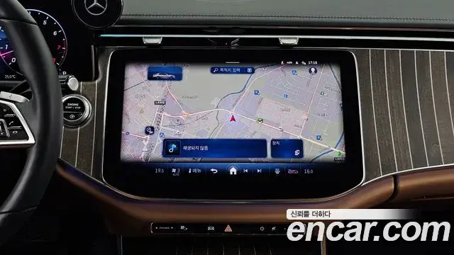 Mercedes-Benz E-Class 2024 — ფოტო 12/33