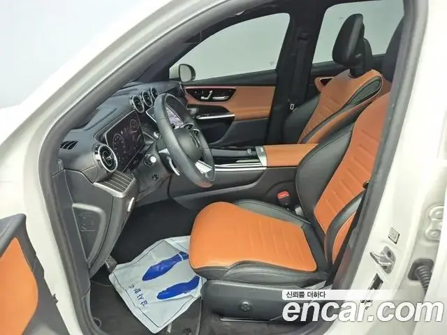 Mercedes-Benz GLC-Class 2024 — Фото 17/19