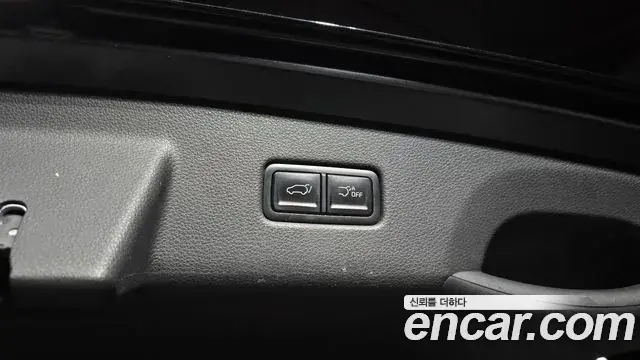 Kia Carnival 2020 — Photo 20/20