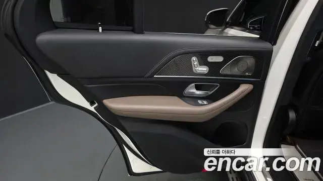 Mercedes-Benz GLE-Class 2022 — ფოტო 3/35