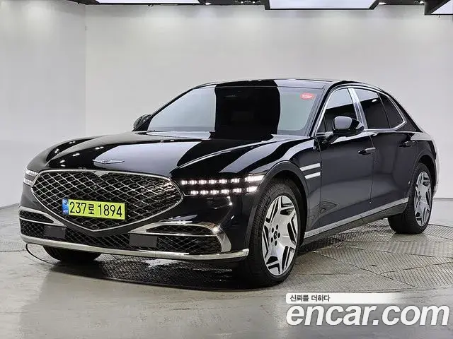 Genesis G90 2023 — Şəkil 1/20