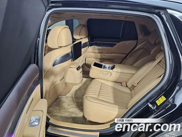 Genesis G90 2023 — Şəkil 12/20