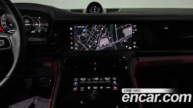 Porsche Panamera 2025 — Şəkil 19/31