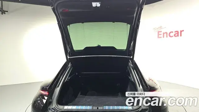 Porsche Panamera 2025 — Şəkil 3/31