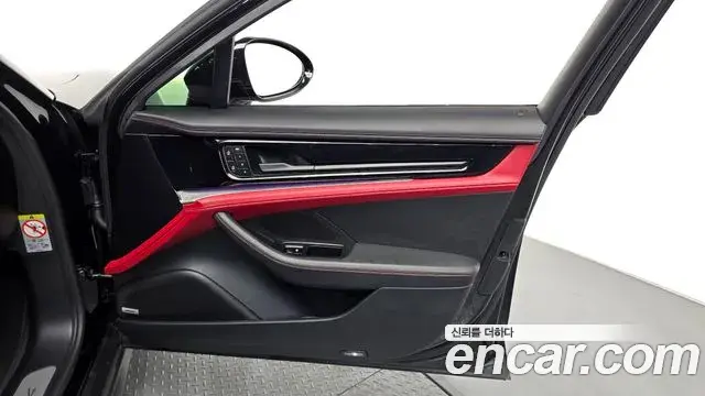 Porsche Panamera 2025 — Şəkil 1/31