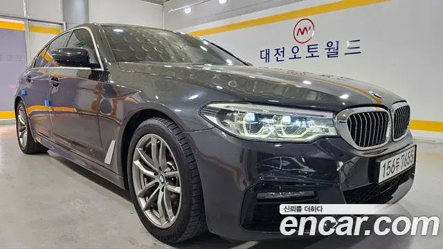 BMW 5 Series 2020 — Фото 6/20