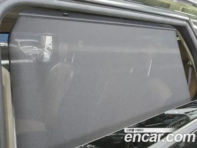 Kia Carnival 2023 — Photo 12/20