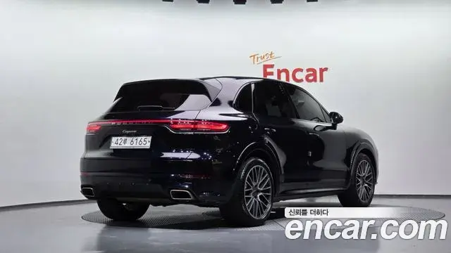 Porsche Cayenne 2019 — Photo 10/20