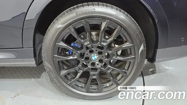 BMW X6 2025 — ფოტო 14/34