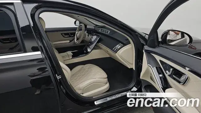 Mercedes-Benz S-Class 2023 — ფოტო 38/40
