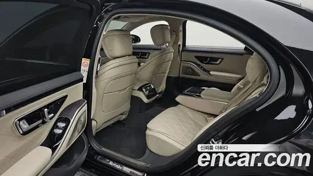 Mercedes-Benz S-Class 2023 — ფოტო 18/40