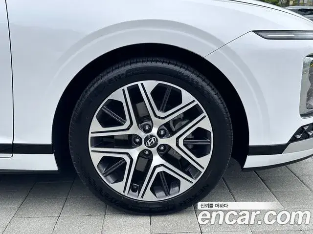 Hyundai Grandeur 2025 — Photo 9/20