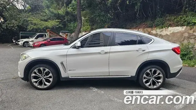 BMW X6 2018 — Фото 2/18