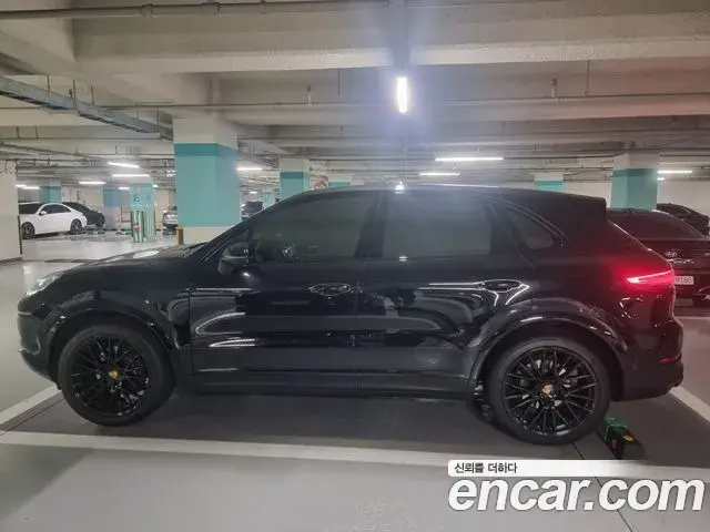 Porsche Cayenne 2019 — Фото 5/11