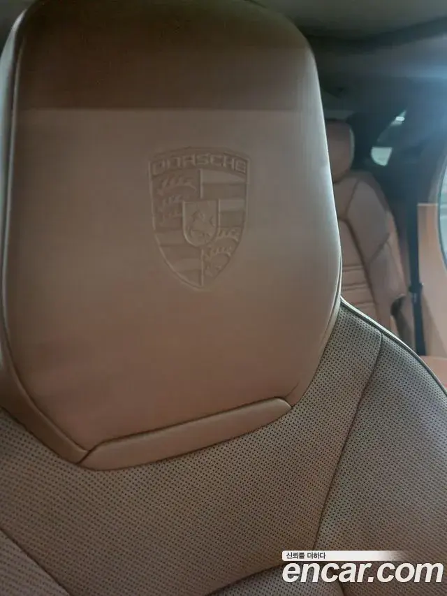 Porsche Cayenne 2019 — Фото 11/11
