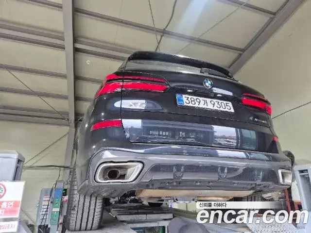 BMW X5 2025 — Photo 2/3