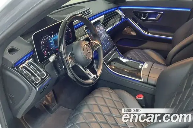 Mercedes-Benz S-Class 2022 — Photo 8/20