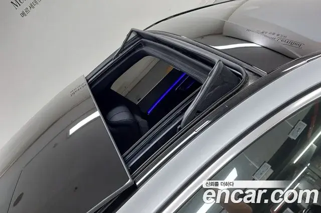 Mercedes-Benz S-Class 2022 — Photo 11/20