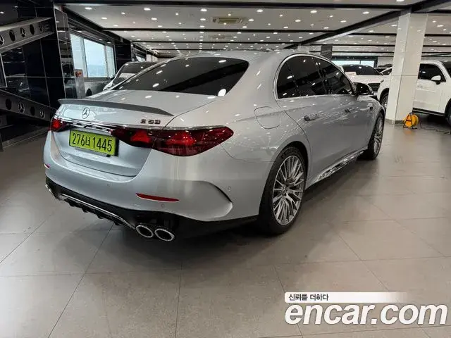 Mercedes-Benz E-Class 2026 — Photo 4/11
