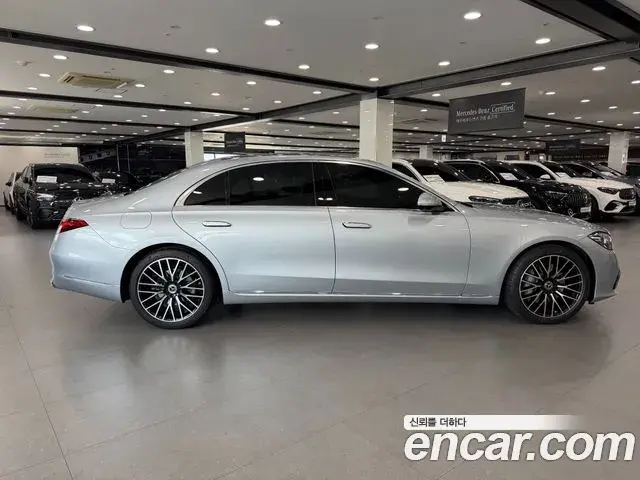 Mercedes-Benz S-Class 2026 — Photo 15/20