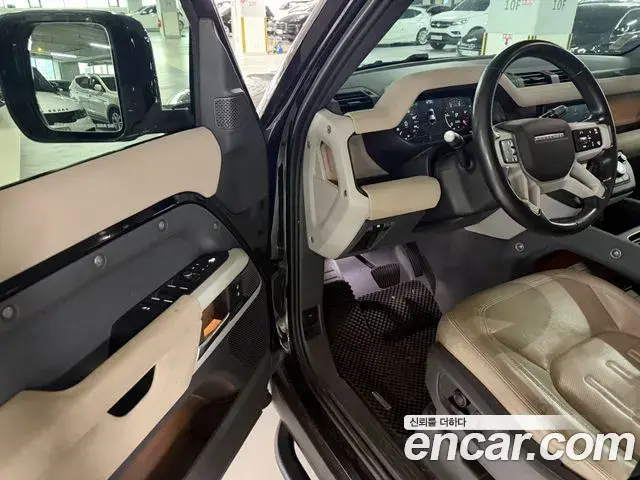 Land Rover Defender 2021 — Şəkil 17/18