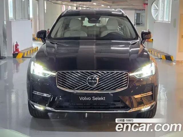 Volvo XC60 2026 — ფოტო 4/15