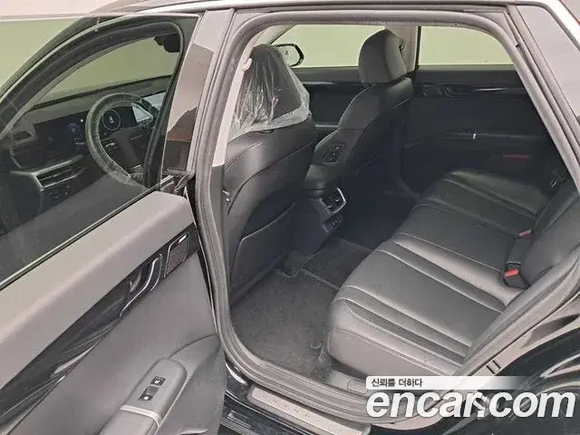 Hyundai Grandeur 2023 — Фото 12/20