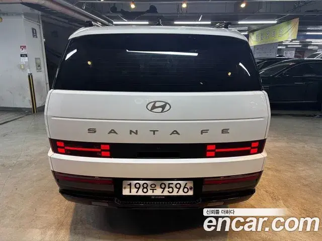 Hyundai Santa Fe 2024 — Фото 3/19